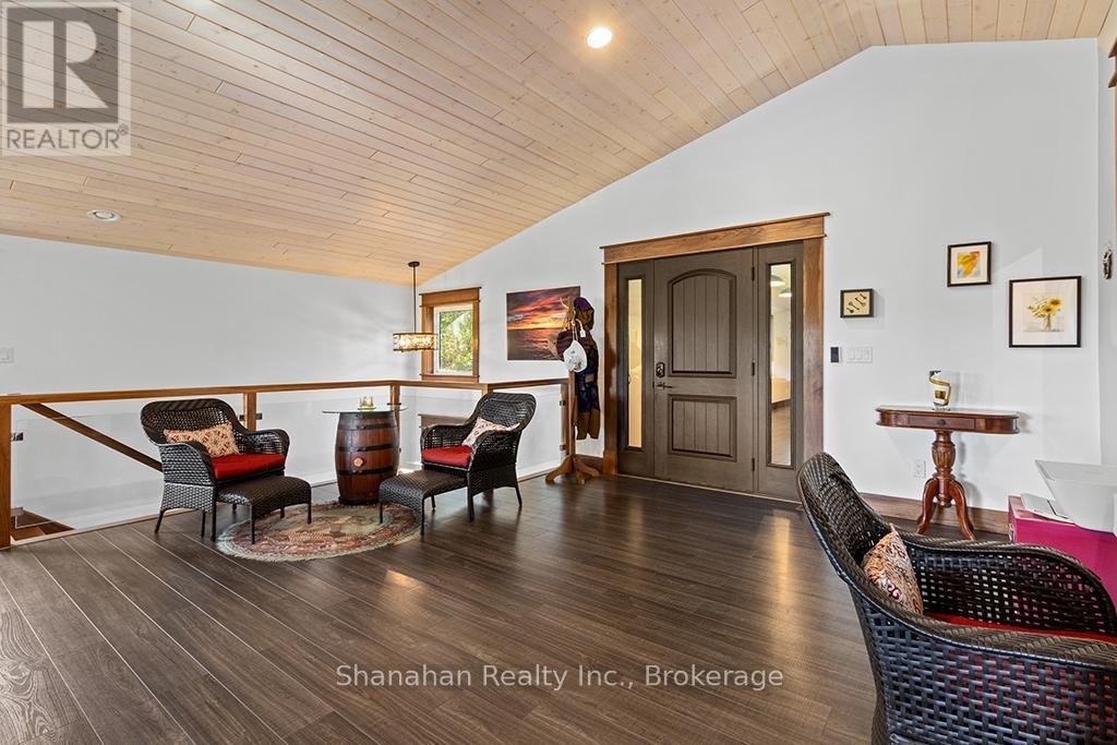 $1.3 Million Lake House With Views of a Shipwreck Offers a Pirate’s Paradise