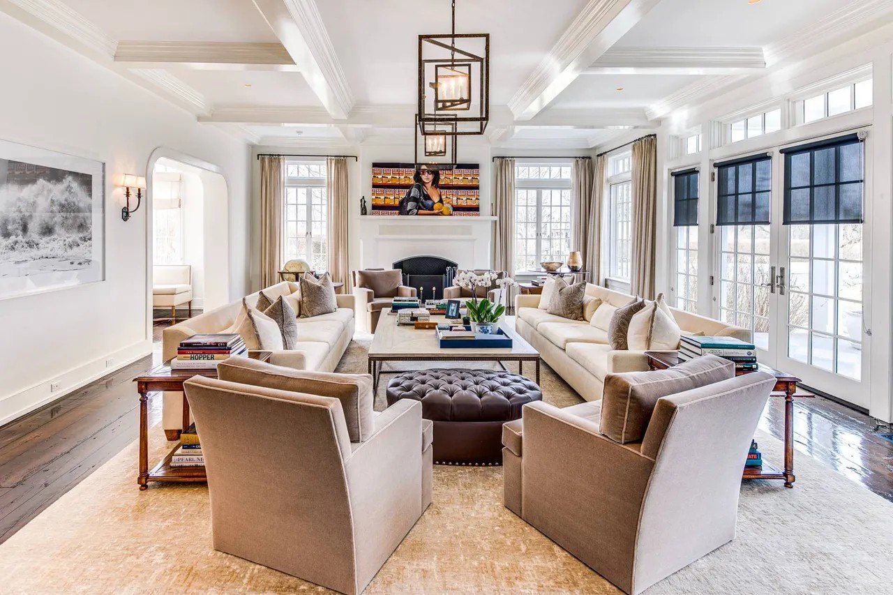 Alec and Hilaria Baldwin's Hamptons home