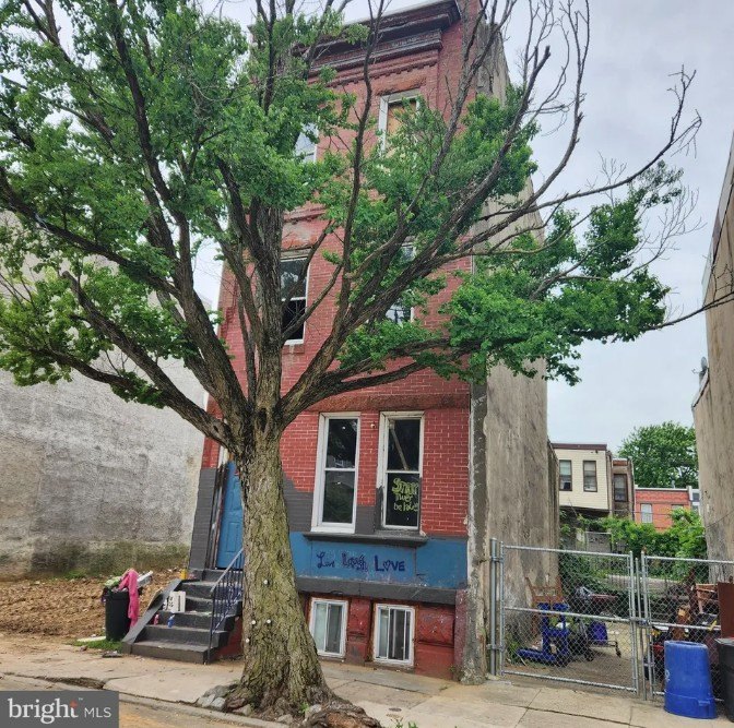 Philadelphia listing