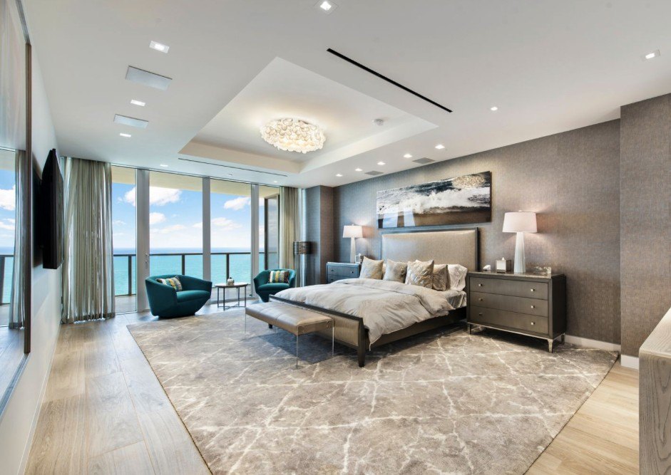 Bal Harbour primary suite