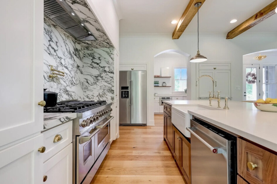 Top of the line kitchen appliances in a luxury home in Dallas