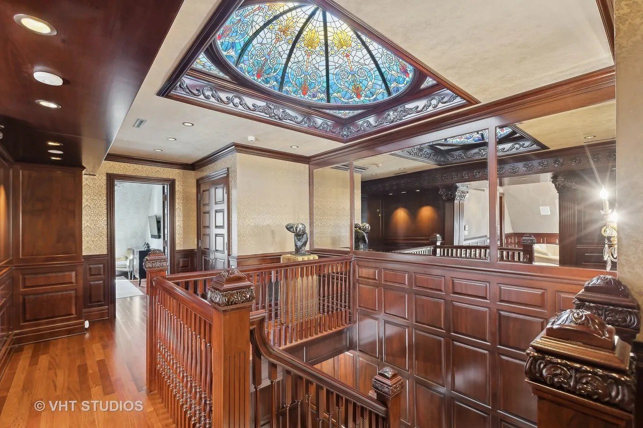 It's estimated that It's estimated that $7 million dollars was spent on the restoration, which aimed to preserve its historic charm and as many original features as possible. 