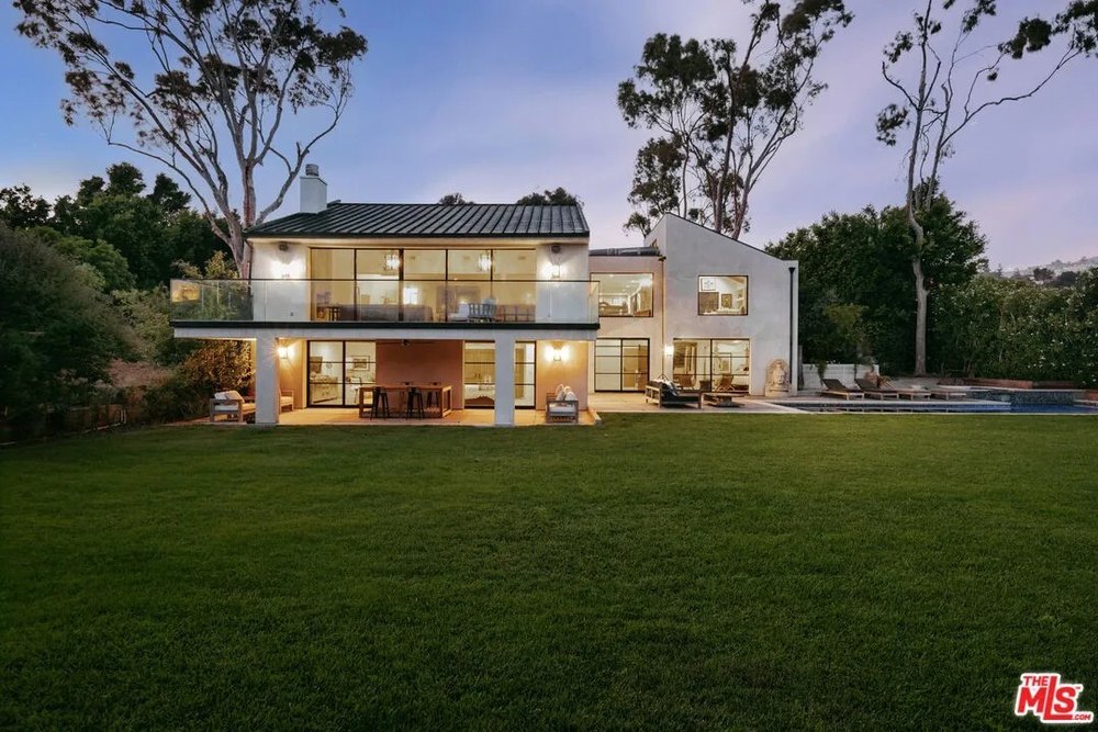 Shannen Doherty's Malibu Home Hits the Market for $9.5 Million—One Year After Actress' Tragic Death