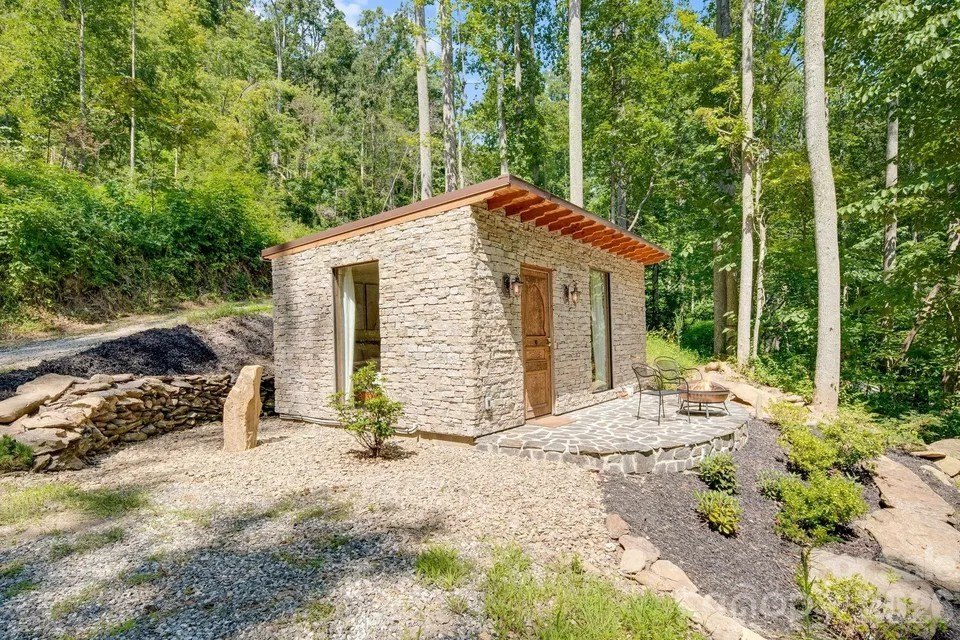 Guest house of dome home in Weaverville, NC, on sale for $3,495,000