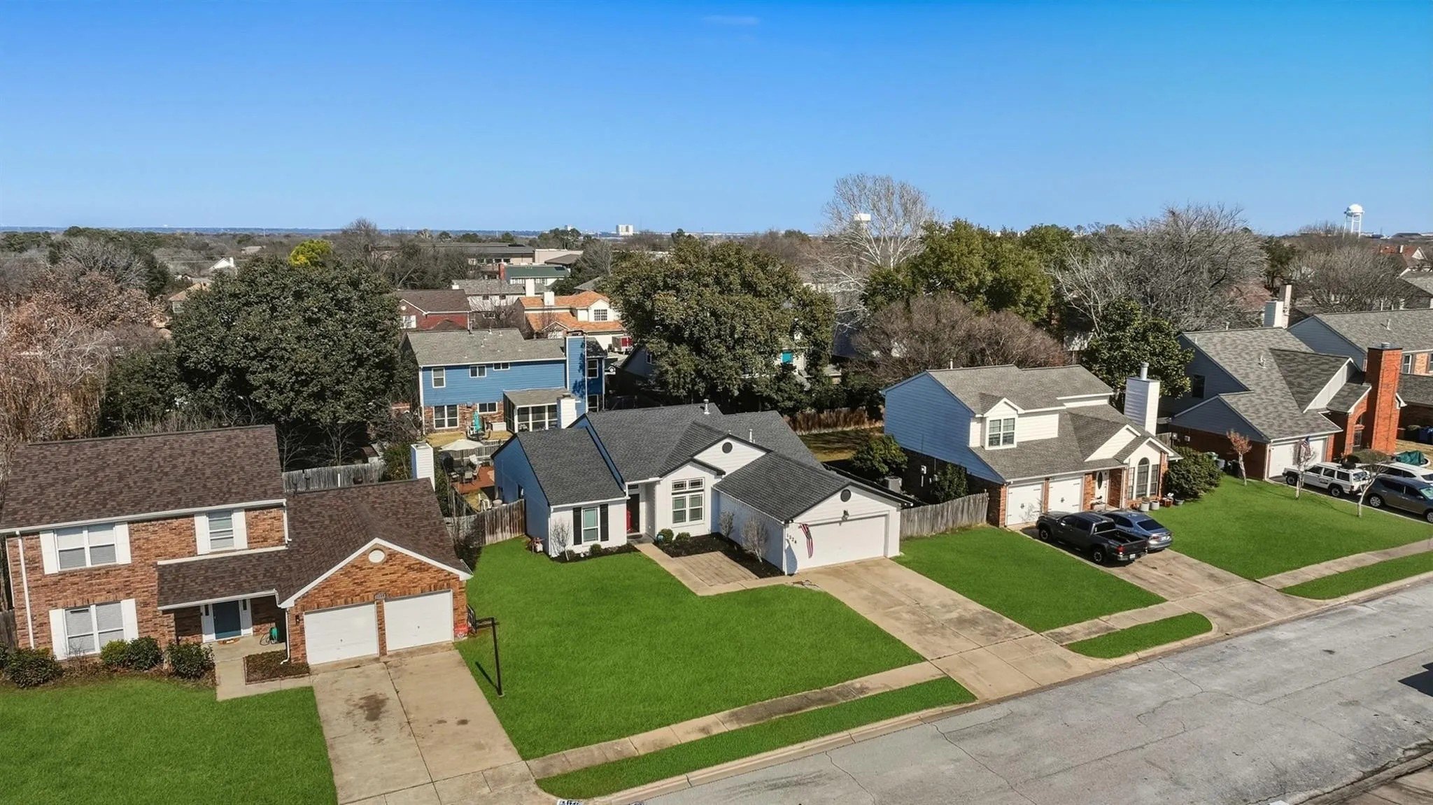 Aerial of Post Malones childhood home in Texas