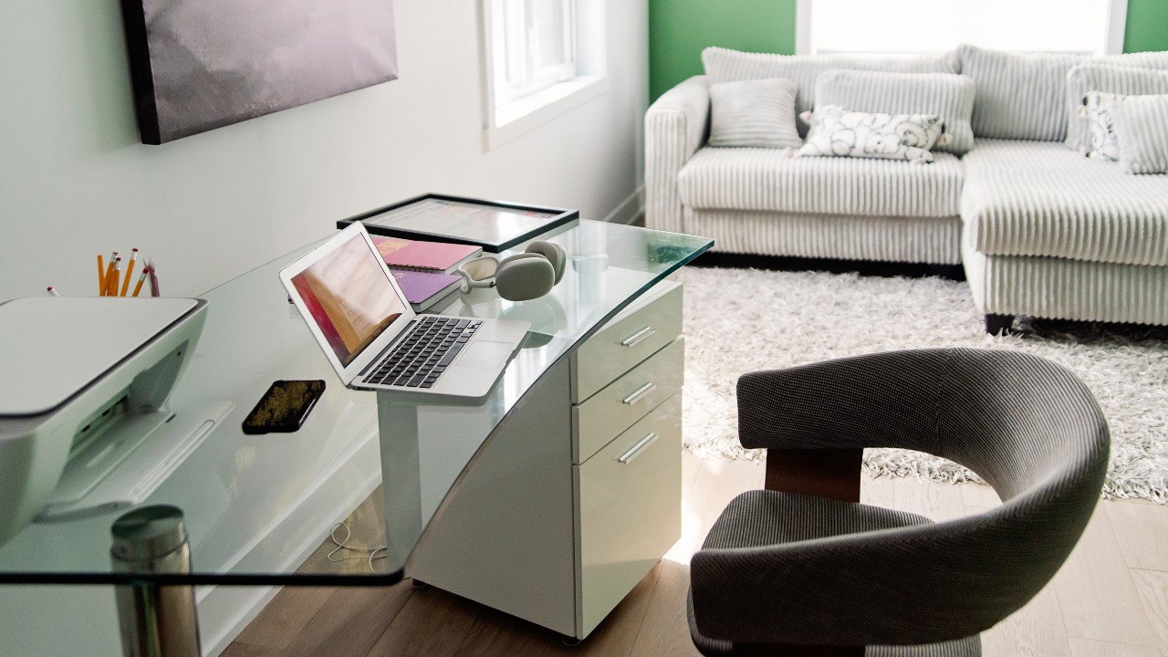 Zoom room trend is still happening in listings across the country