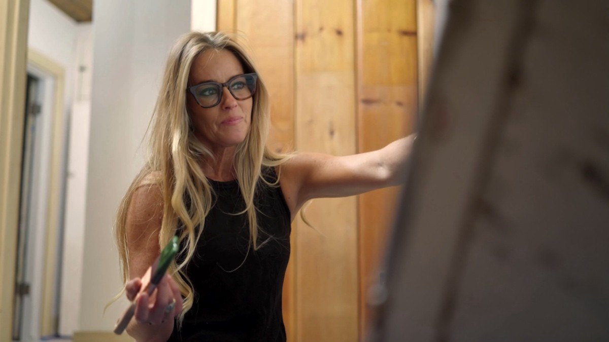 Renovation expert Nicole Curtis works on her boat bunk beds.