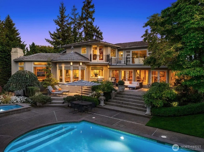 Seattle, WA luxury listing