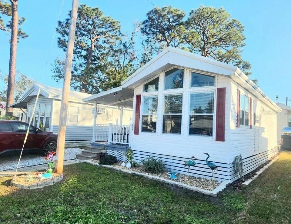 Photo of manufactured home for sale in Largo, FL