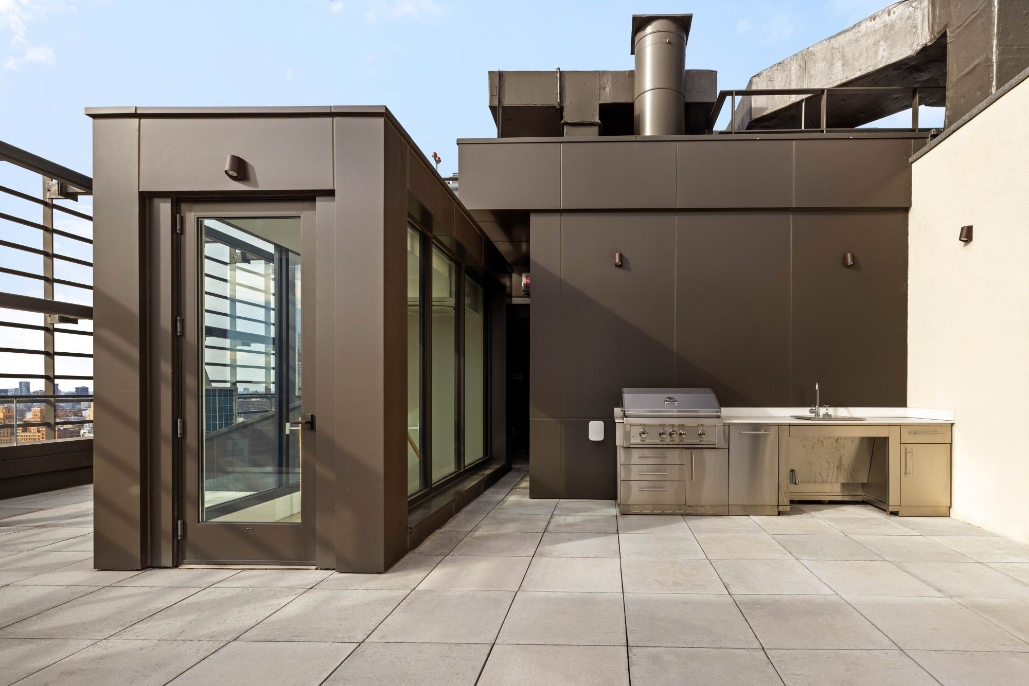 Rooftop sauna and outdoor kitchen in Manhattan, NY, on sale for $12,500,000
