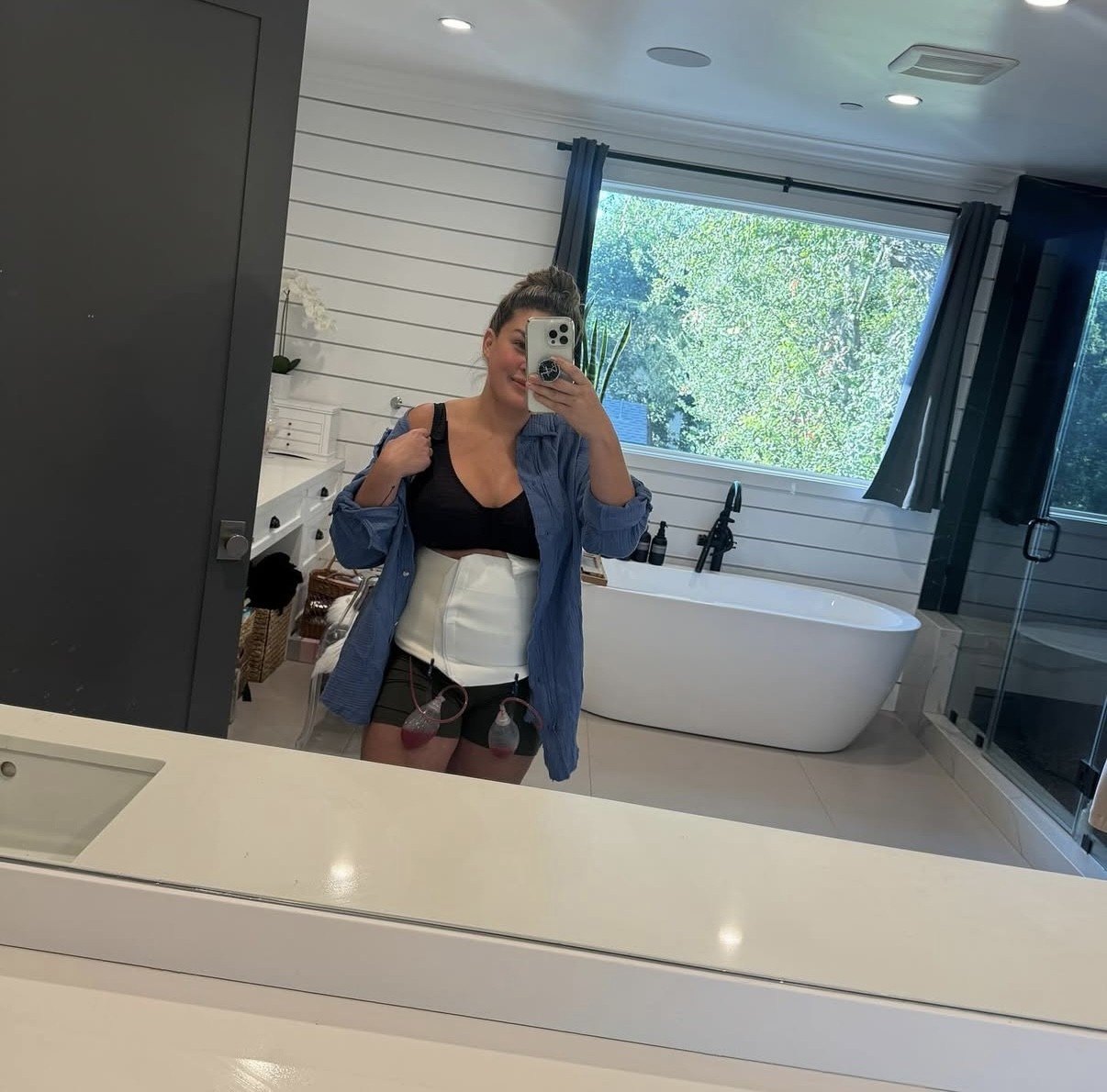 “The Valley” star Brittany Cartwright is back on her feet after undergoing a “mommy makeover” surgery.