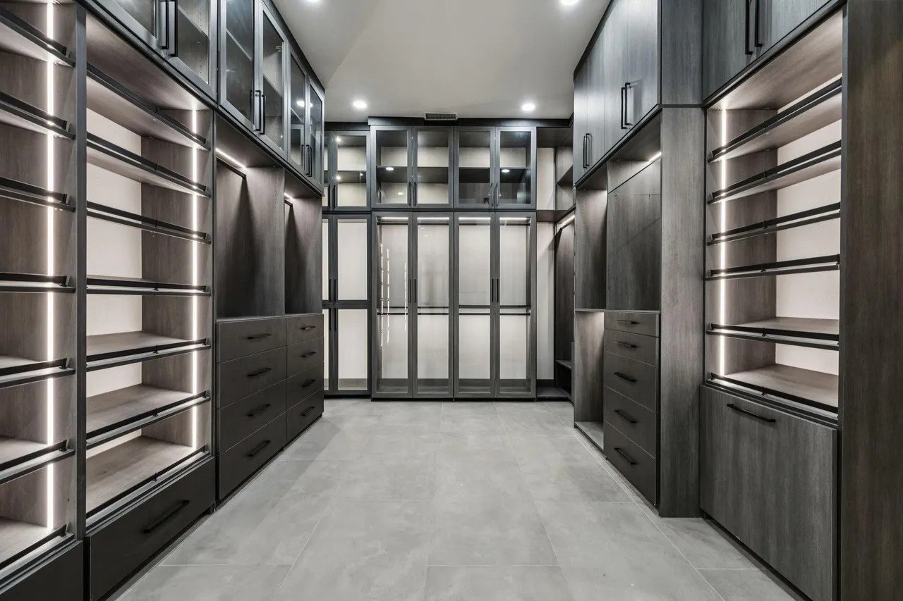 EXCLUSIVE: Trevon Diggs Listed Texas Mansion for $4 Million Months Before Suffering Concussion at Dwelling