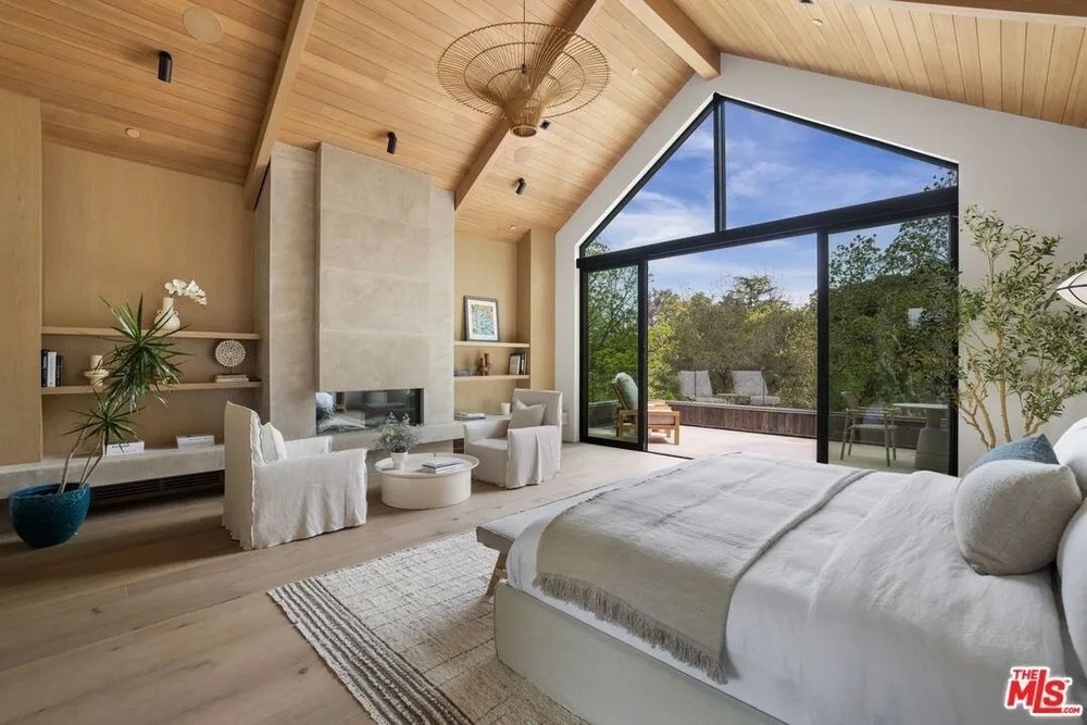 LA Pavilion Mansion, Selling for $28M