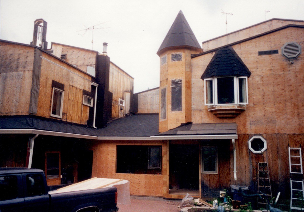 Home Built Over 40 Years That Looks Like a Disneyland Set Hits the Market for $750K