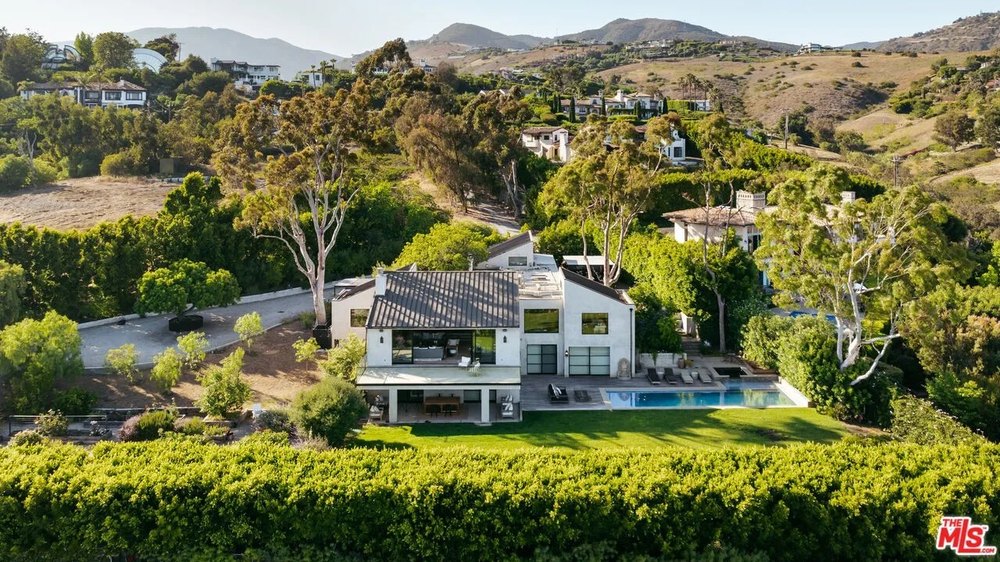 Shannen Doherty's Malibu Home Hits the Market for $9.5 Million—One Year After Actress' Tragic Death