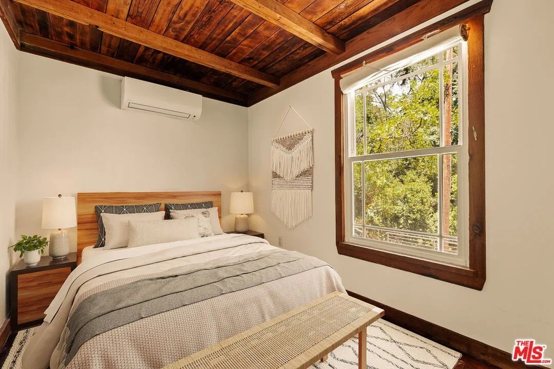 One bedroom has an expansive canyon view.