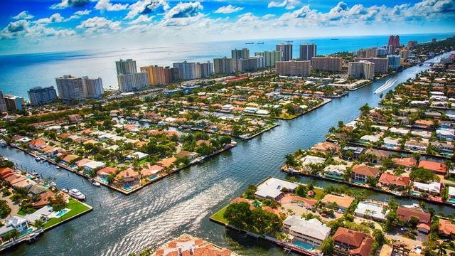 The Intracoastal Waterway as it bisects a residential neighborhood in the Pompano Beach area of South Florida just north of Fort Lauderdale.