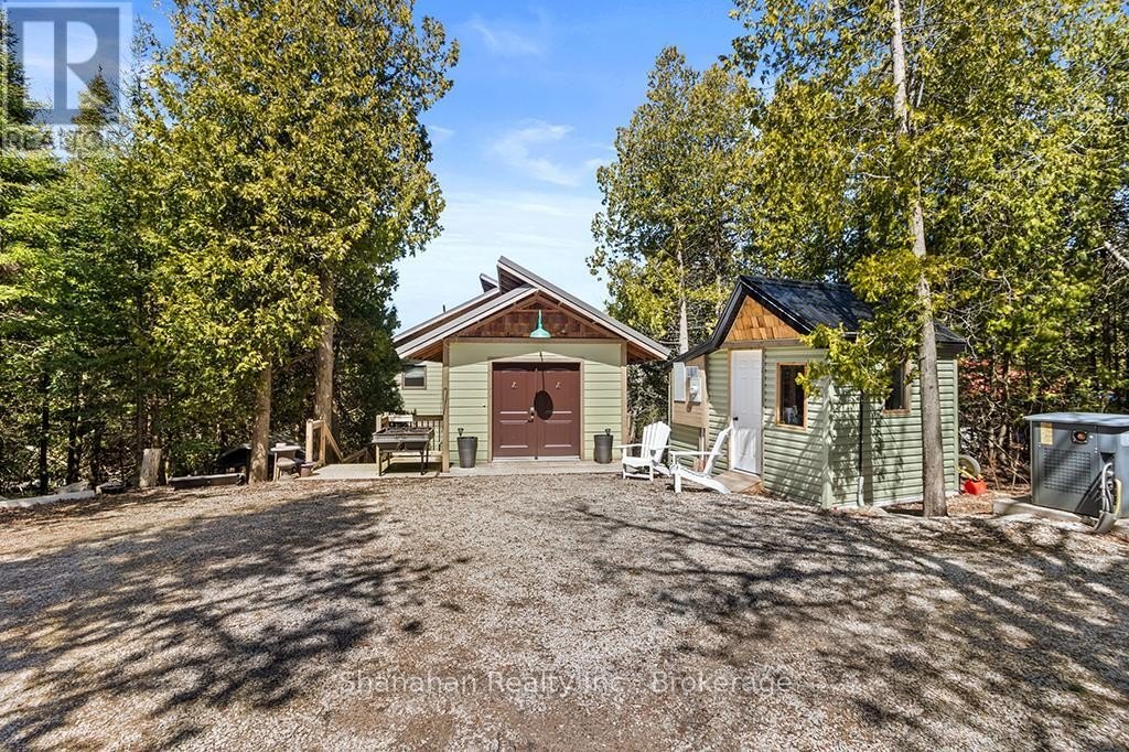 $1.3 Million Lake House With Views of a Shipwreck Offers a Pirate’s Paradise