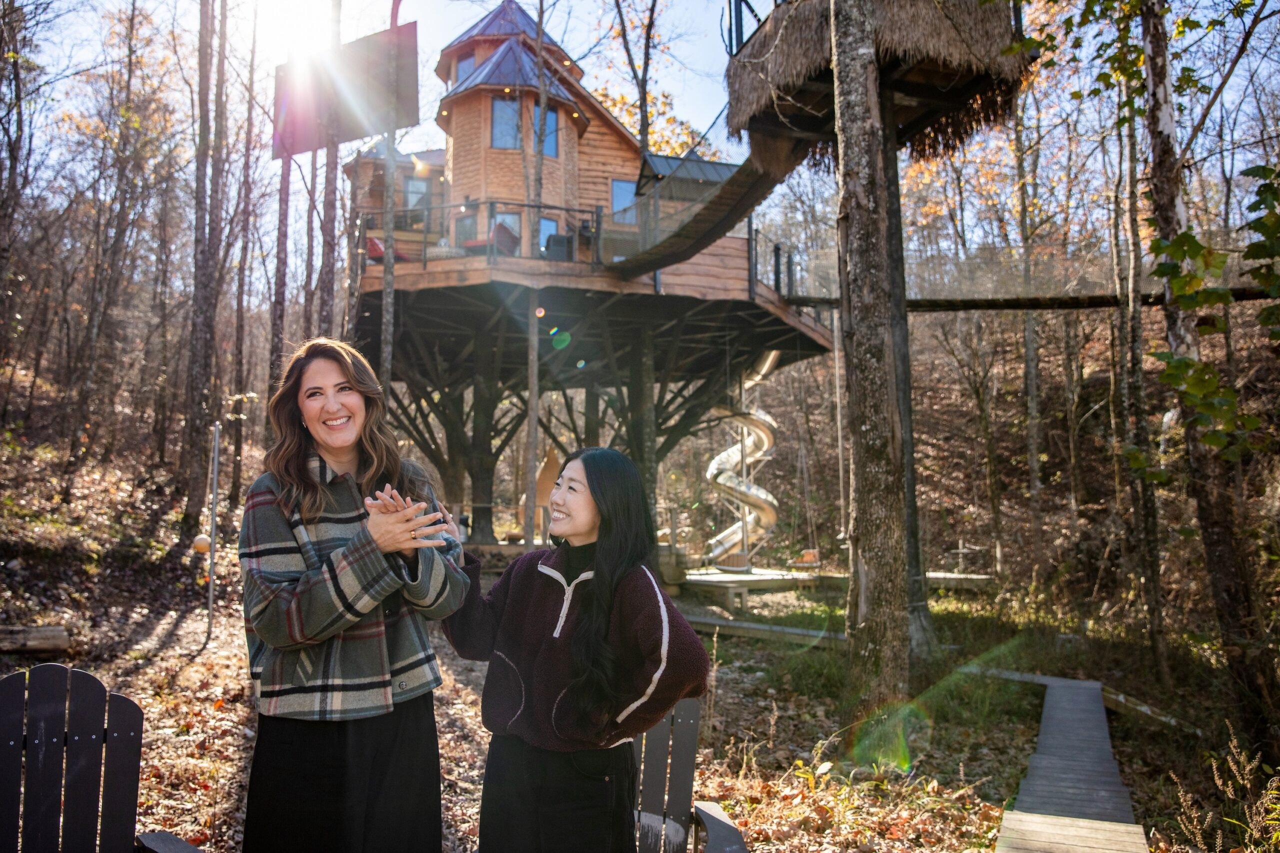 Carden and Cola agree that the most important room quality to check out before checking in is whether or not the vacation rental is clean.