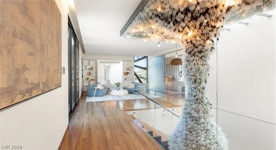 contemporary house in Summerlin, NV, on sale for $11.25M