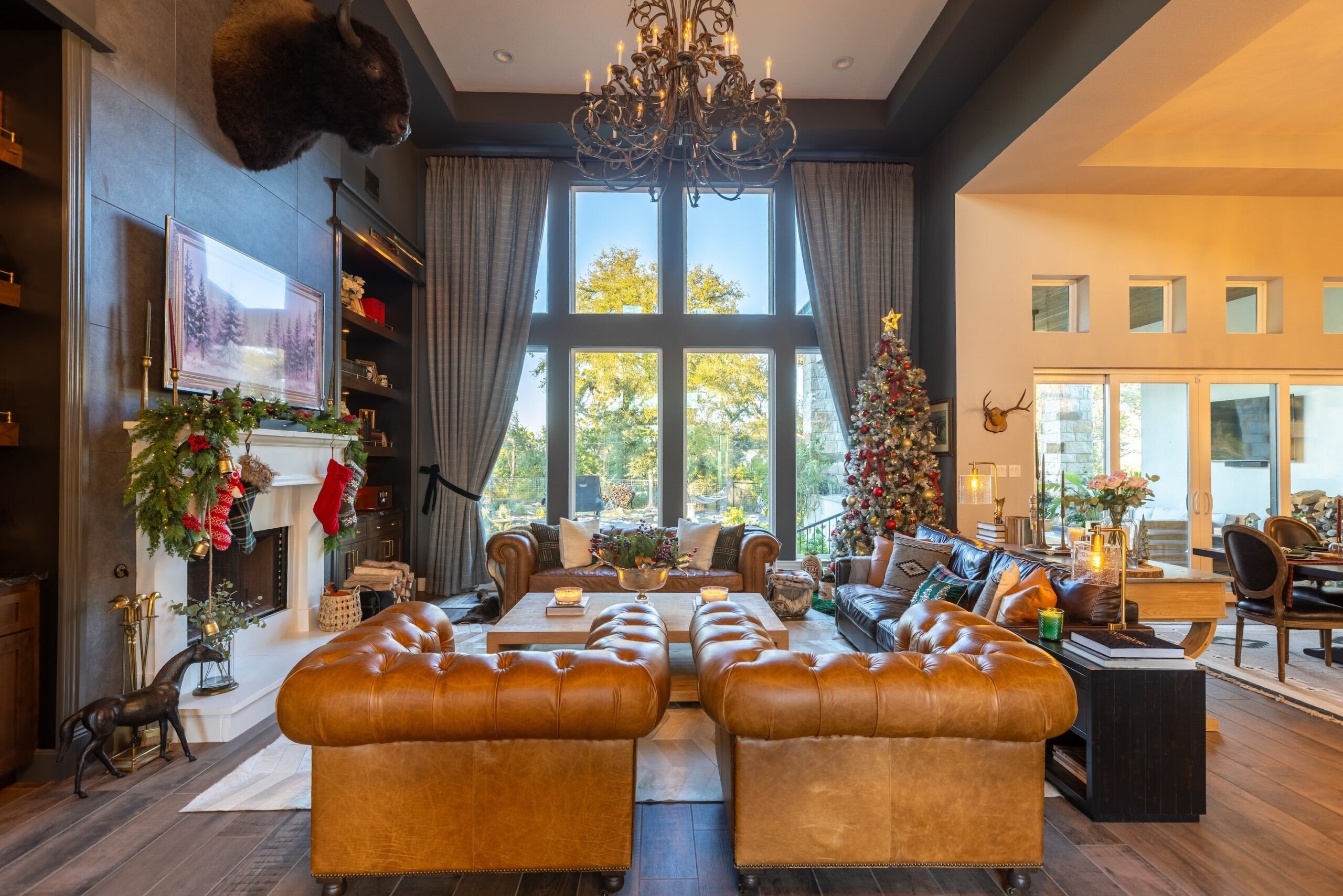 Many of the ceilings inside the Wolfes' home are "14 to 17 feet tall," making the space feel "grand."