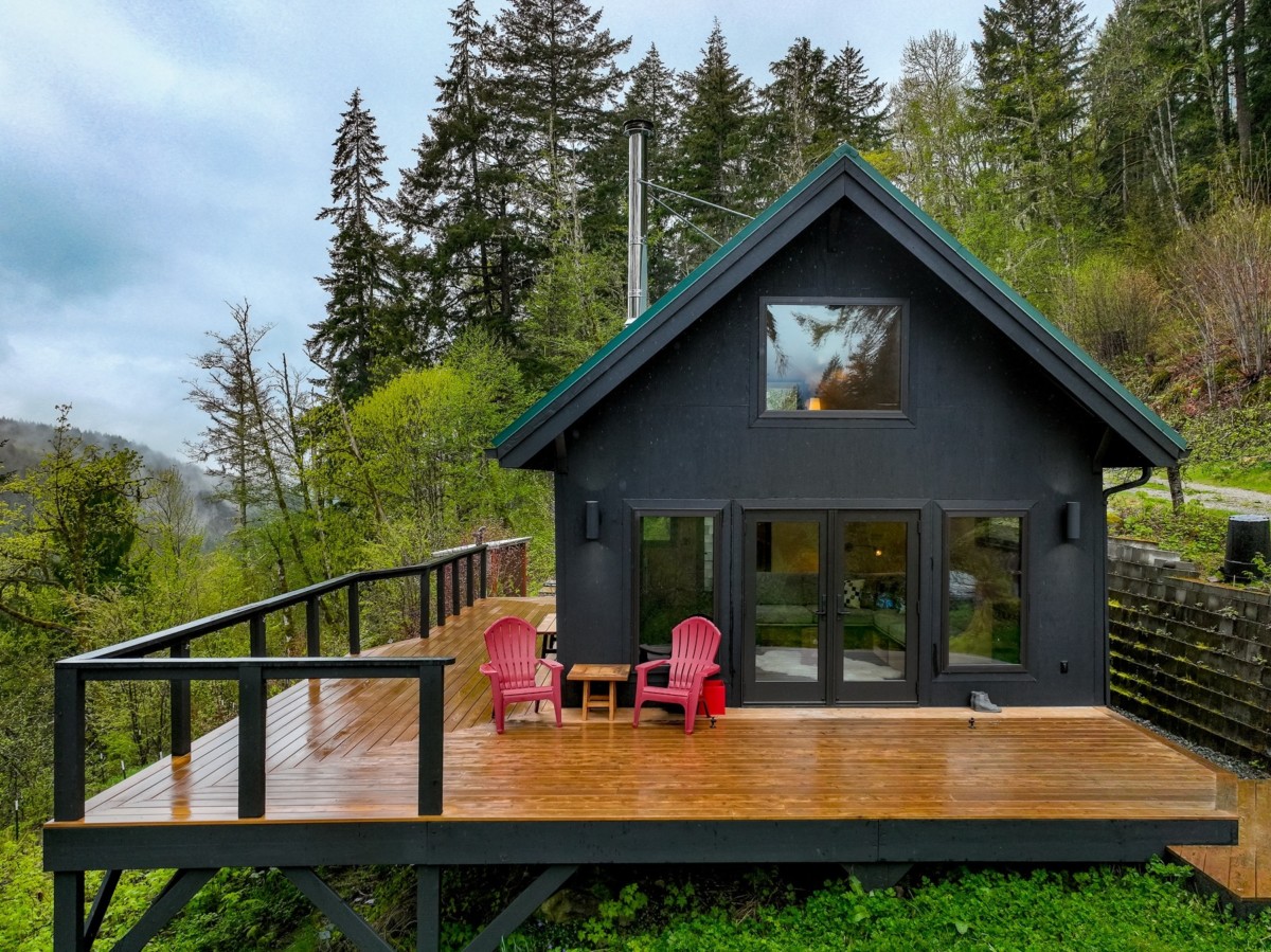 house exterior while raining 