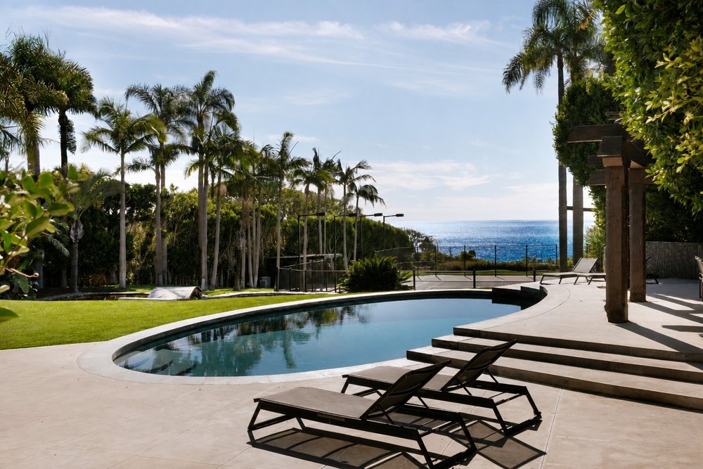 The pool at a home in Malibu belonging to Sean William Scott