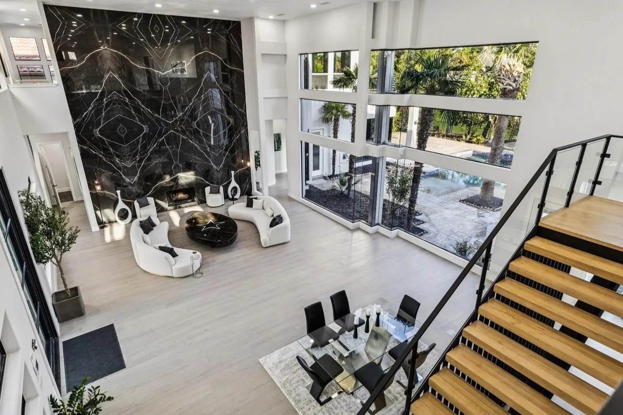 EXCLUSIVE: Trevon Diggs Listed Texas Mansion for $4 Million Months Before Suffering Concussion at Dwelling