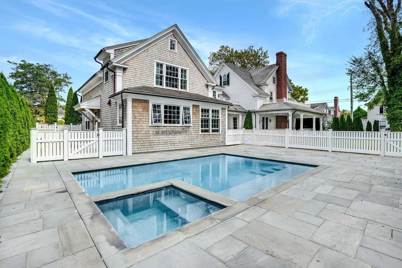 Photo of Martha's Vineyard pool