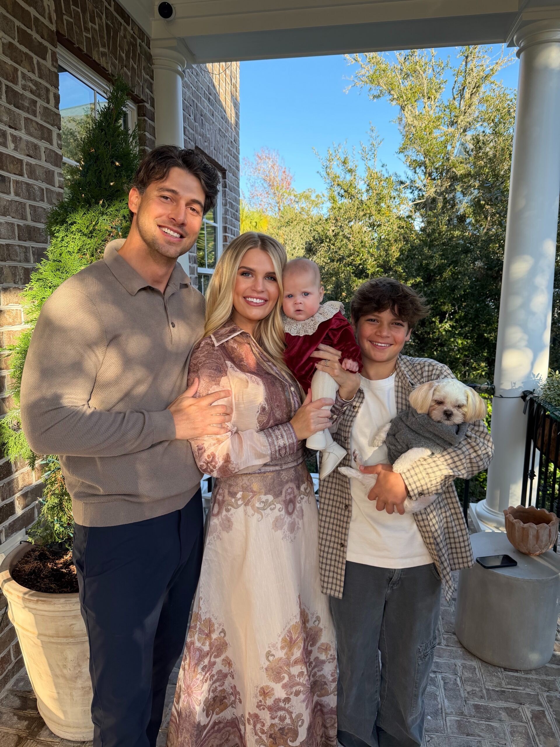 LeCroy lives with her husband, Brett Randle, son from a previous relationship, Hudson, and newborn daughter, Teddi.