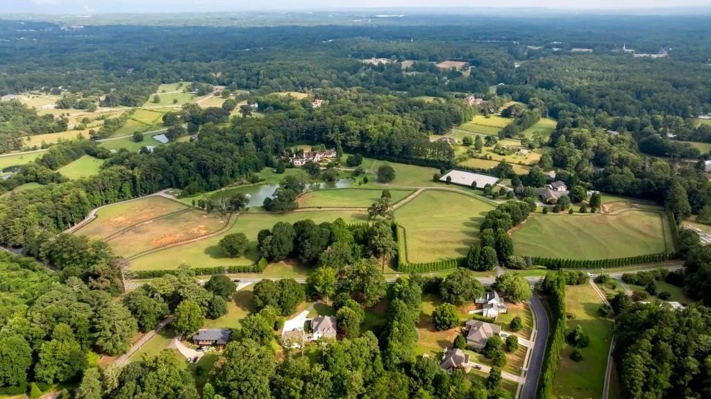 Dwayne 'The Rock' Johnson Equestrian Estate in Georgia