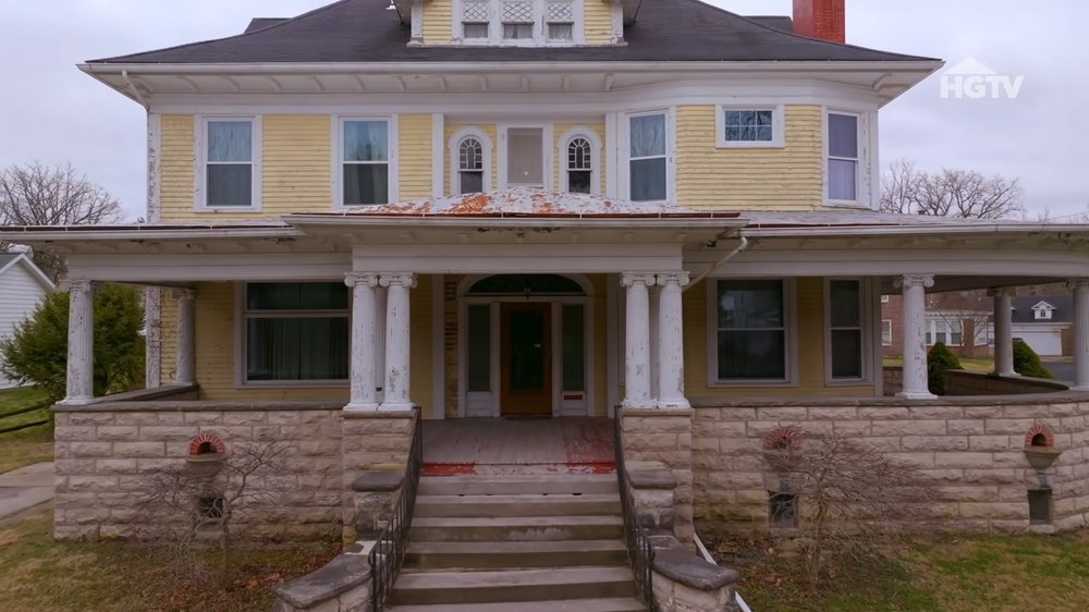 Six designers take on "A Very Haunted Renovation" at Ohio's Bihl Manor for a new HGTV show