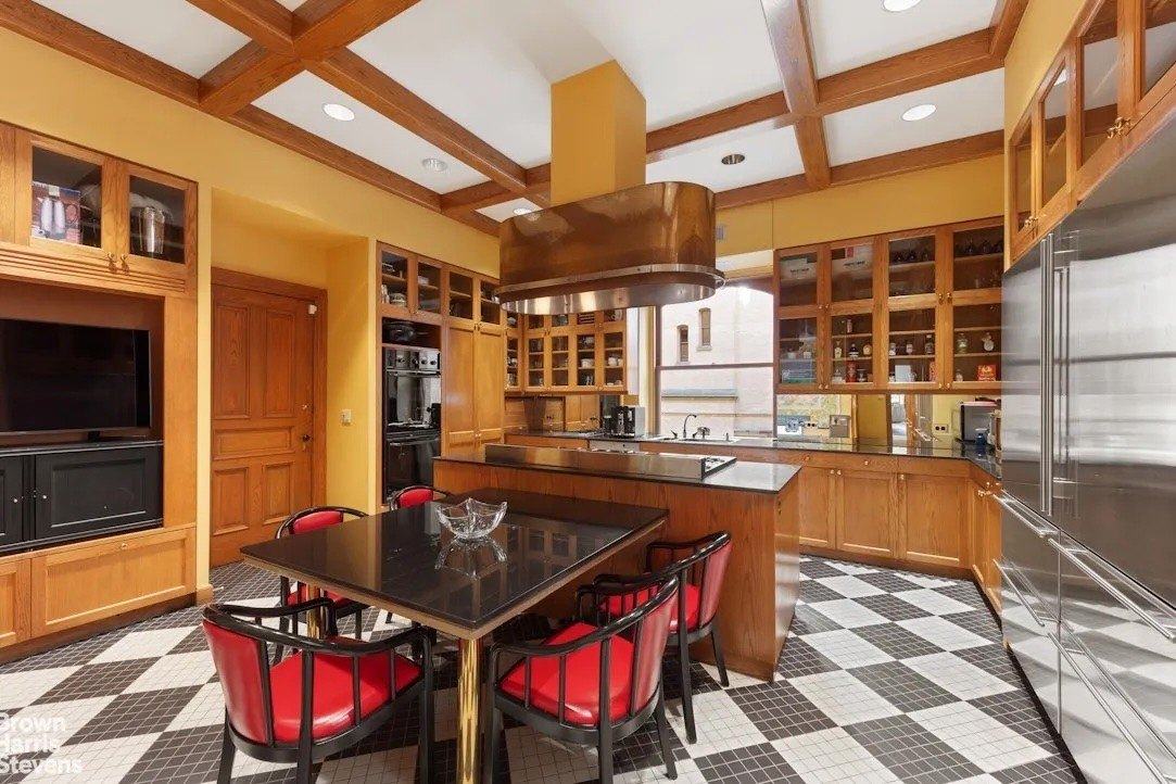 Photo of kitchen in The Dakota