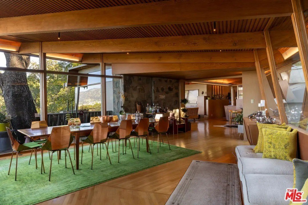 Dining area in Los Angeles, CA, on sale for $6,995,000