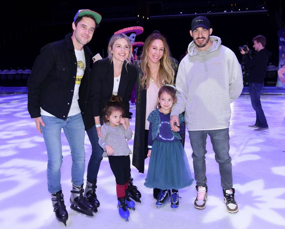 2019 Disney On Ice "Mickey's Search Party"