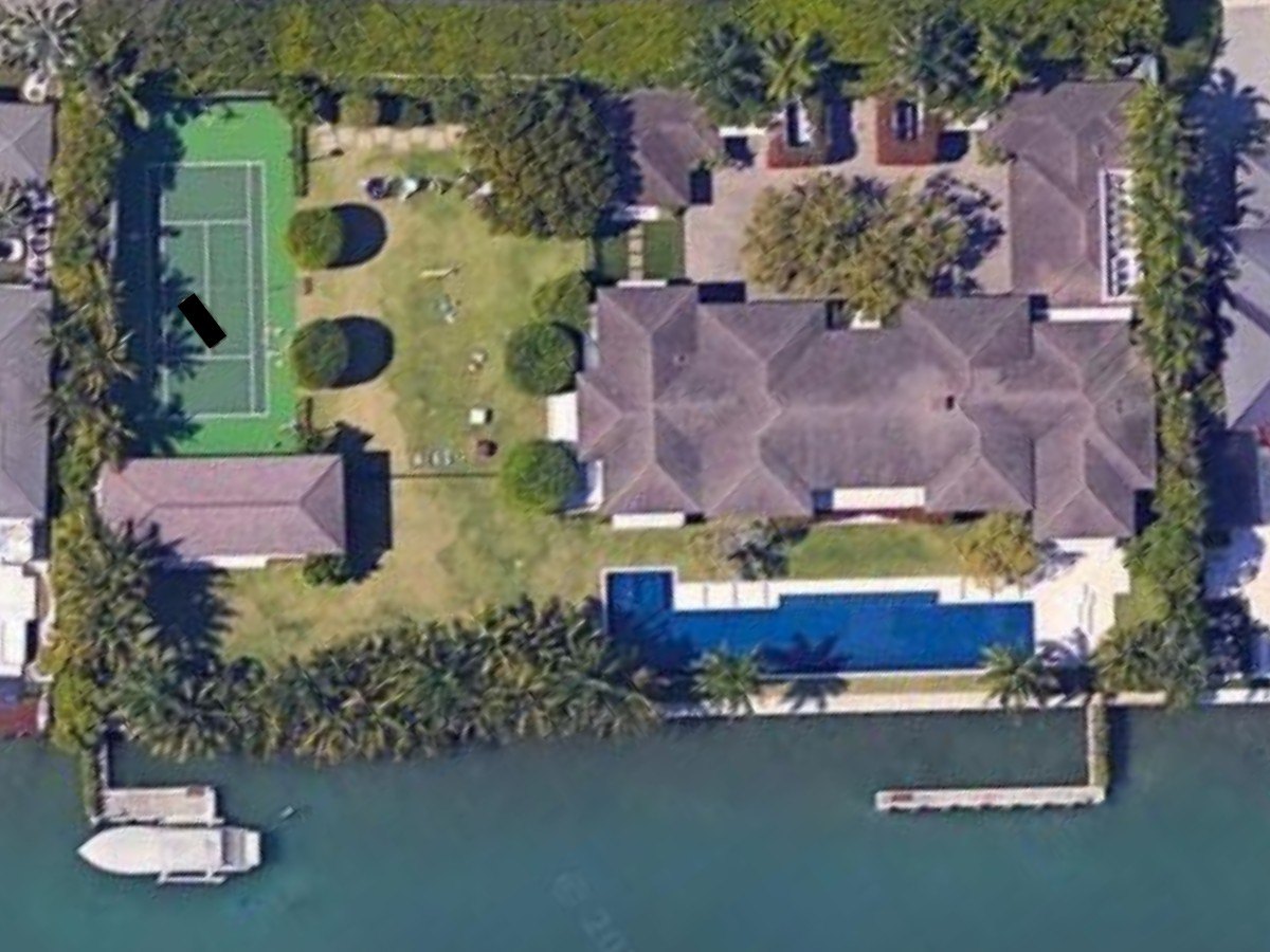 Where Is Anna Kournikova Seeking Refuge Amid Health Speculation