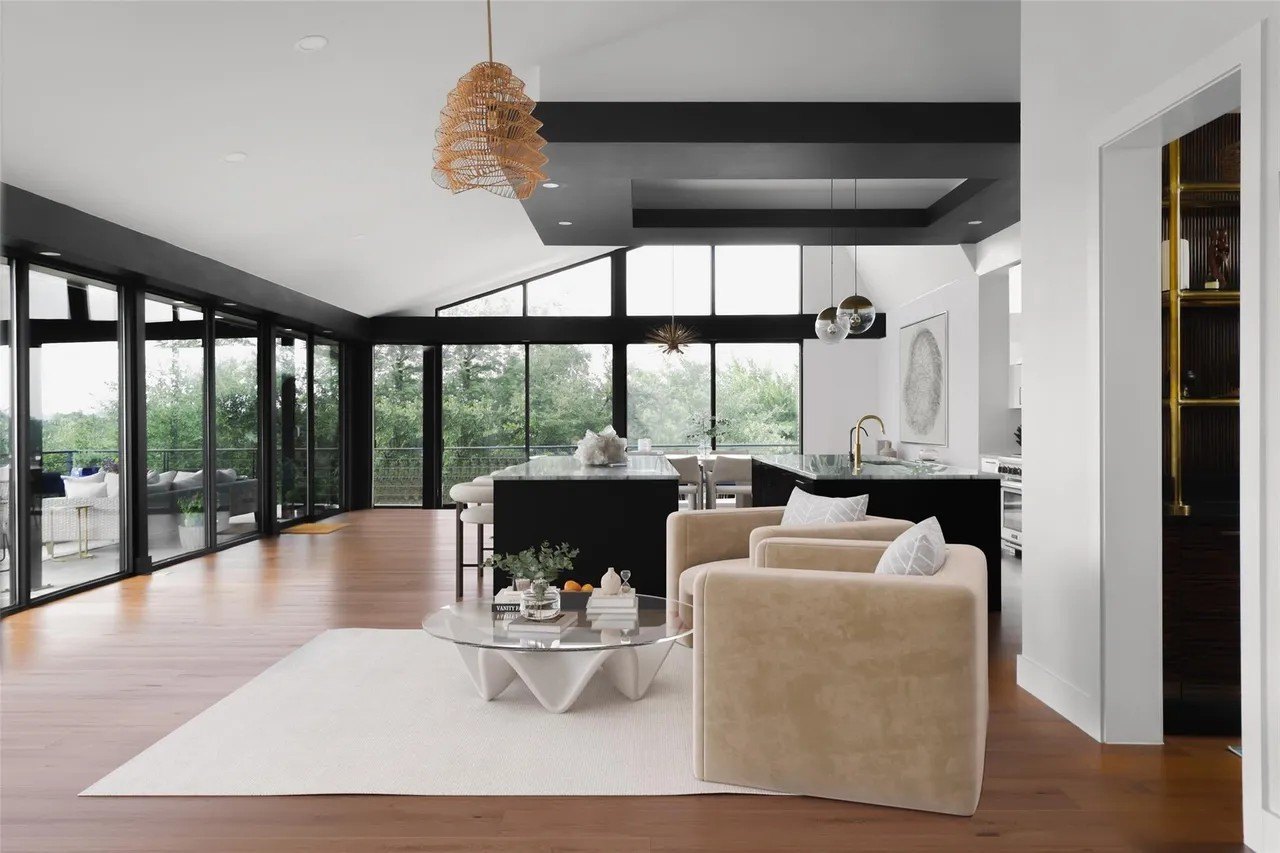 Malibu-inspired Austin estate