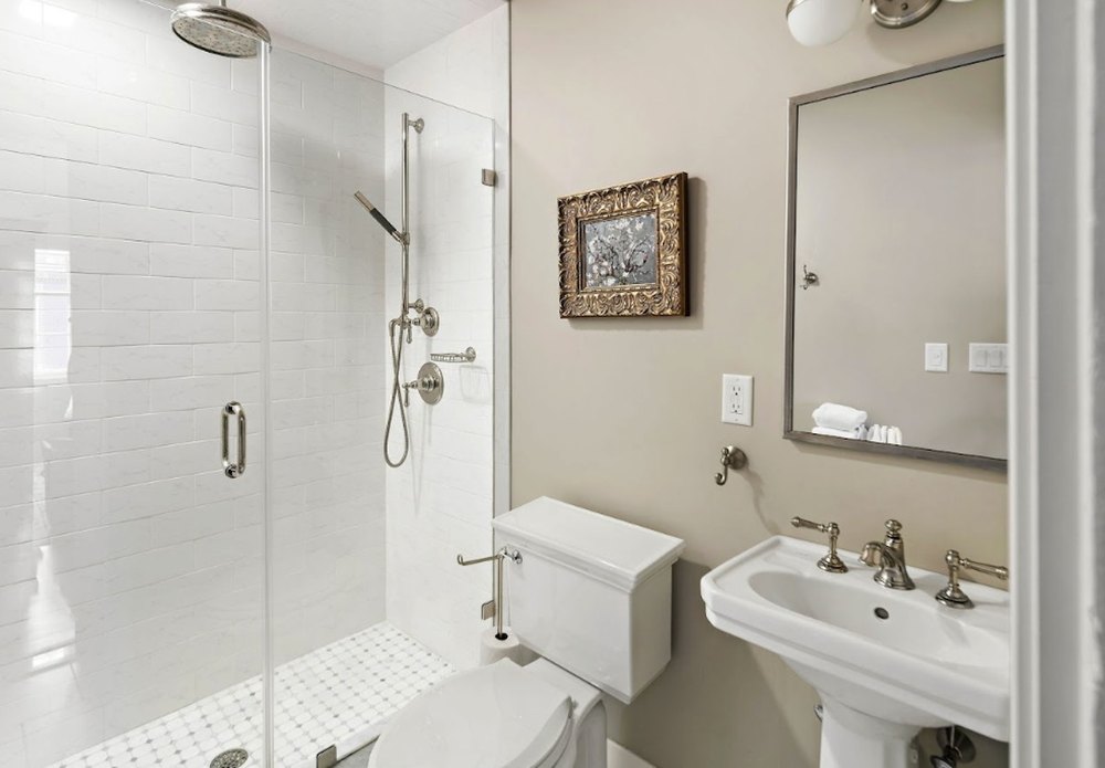 Ensuite bathroom