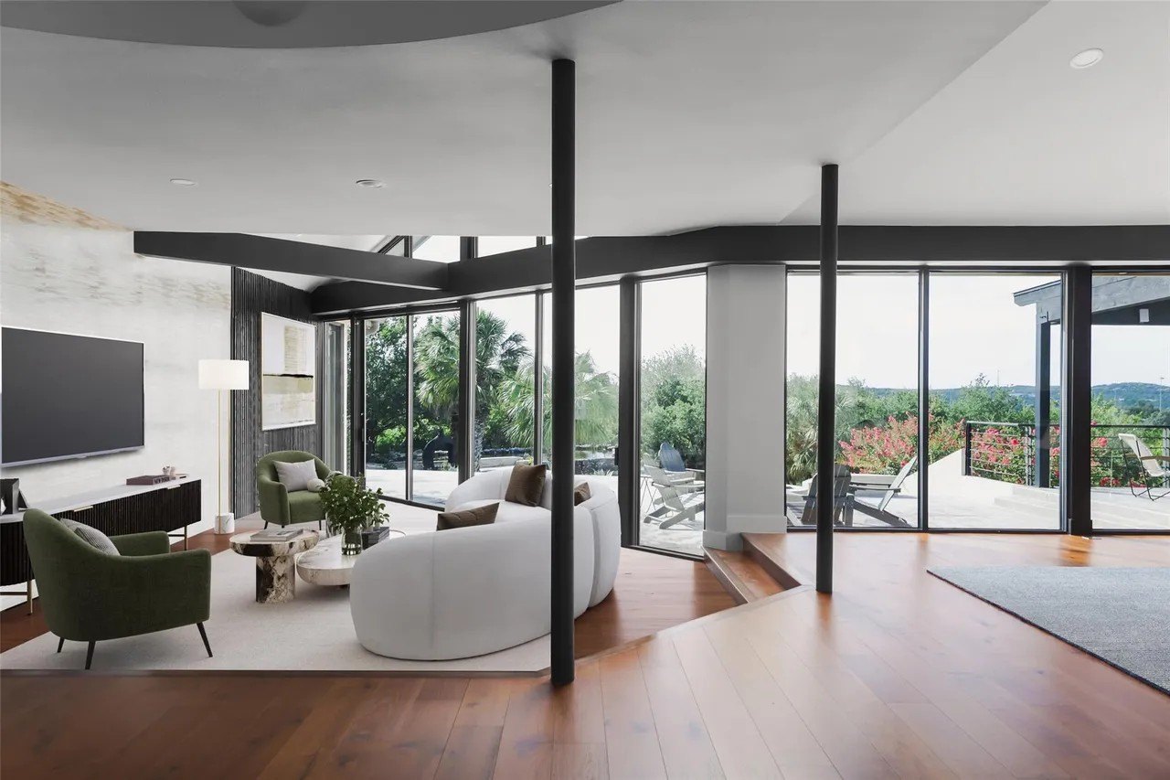 Malibu-inspired Austin estate