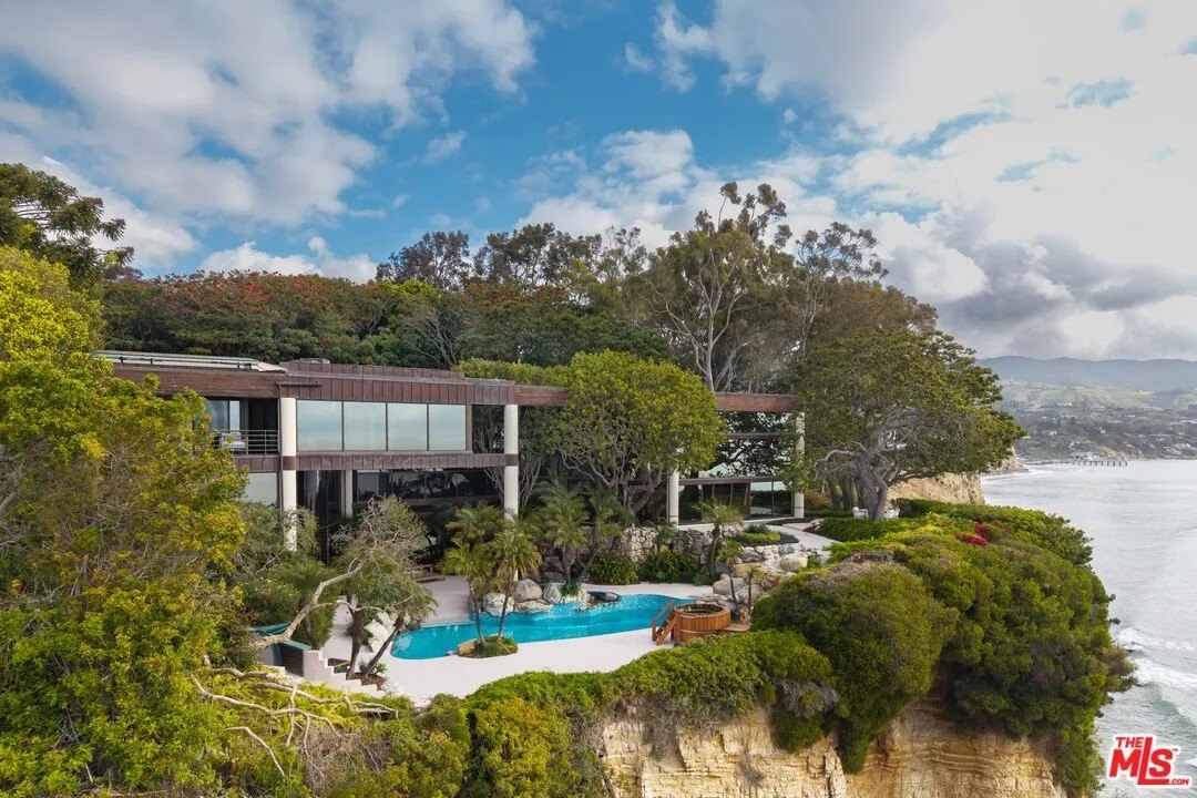 Photo of Malibu estate