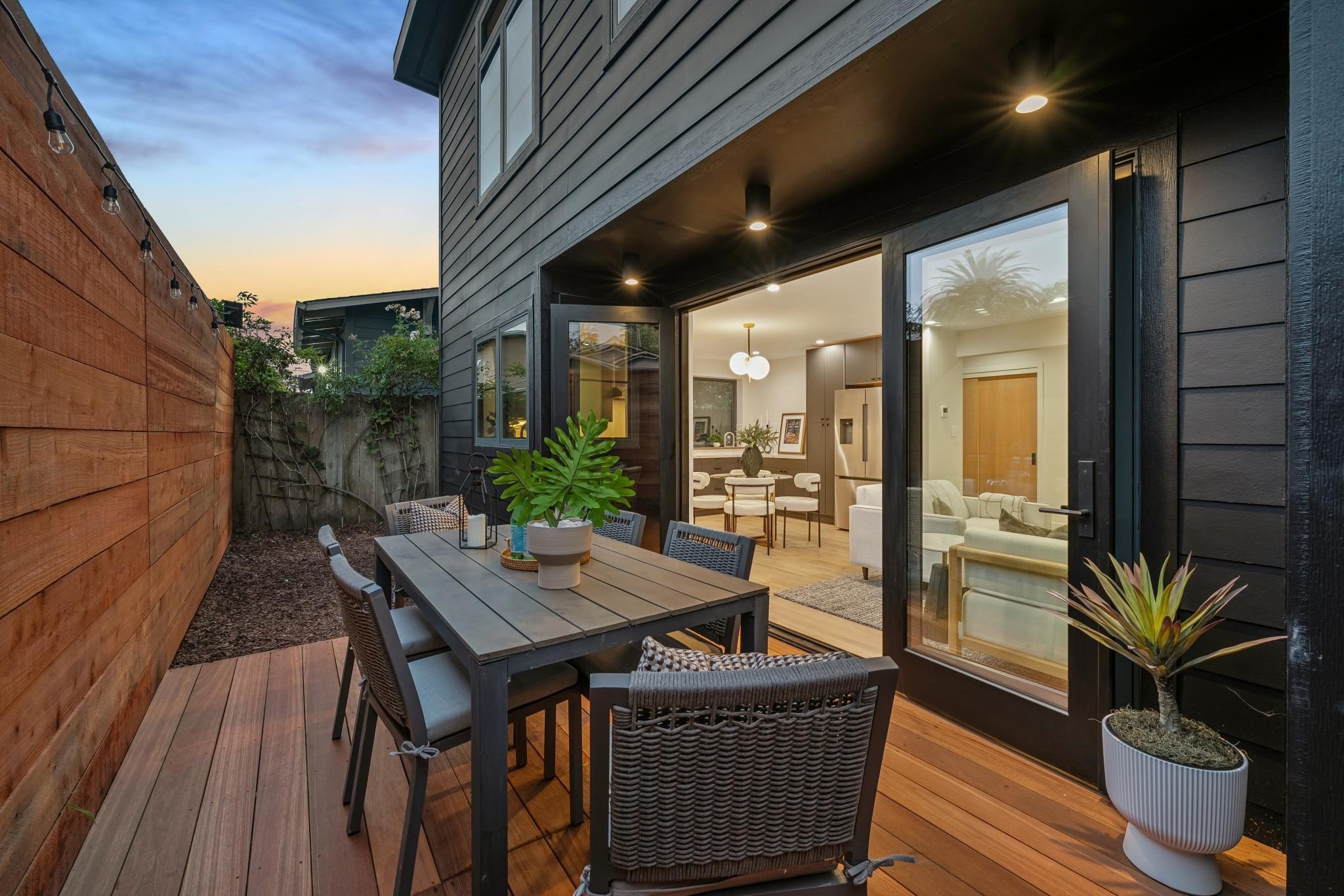 275-Year-Old New Jersey Home Lists for $400,000