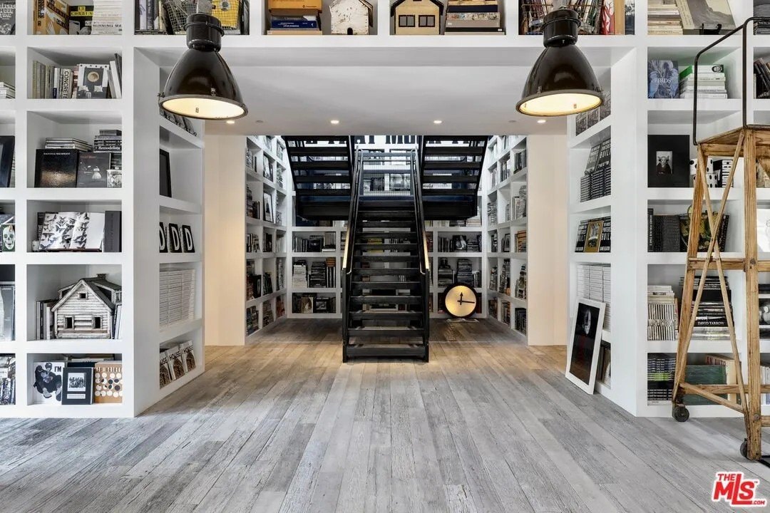 EXCLUSIVE: Diane Keaton Is Selling Iconic 'House That Pinterest Built' for $29 Million