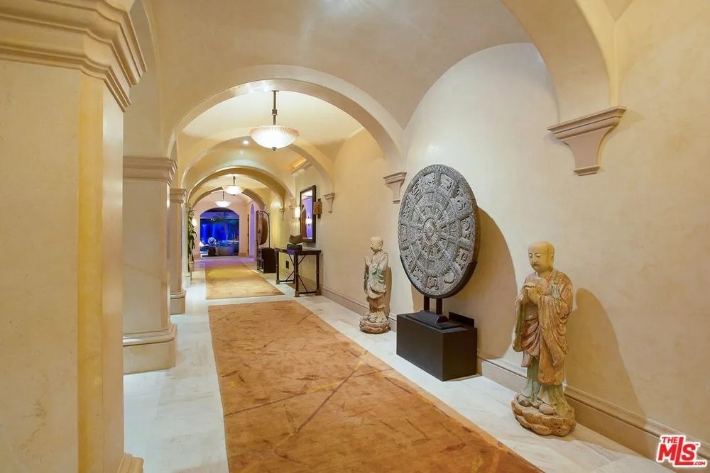 Hallway in a home on the land where sharon tate was murdered