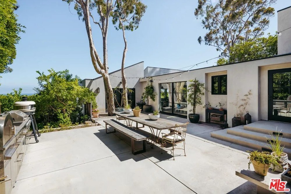 Shannen Doherty's Malibu Home Hits the Market for $9.5 Million—One Year After Actress' Tragic Death