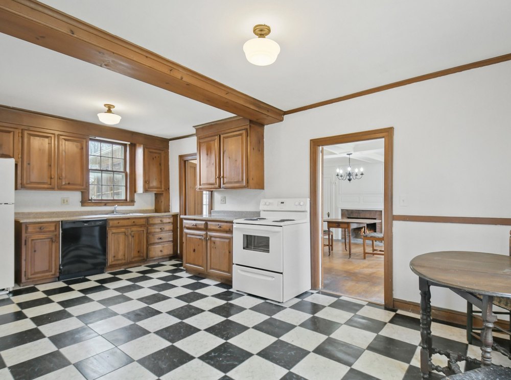 Historic Colonial CT, Selling for $1.45M