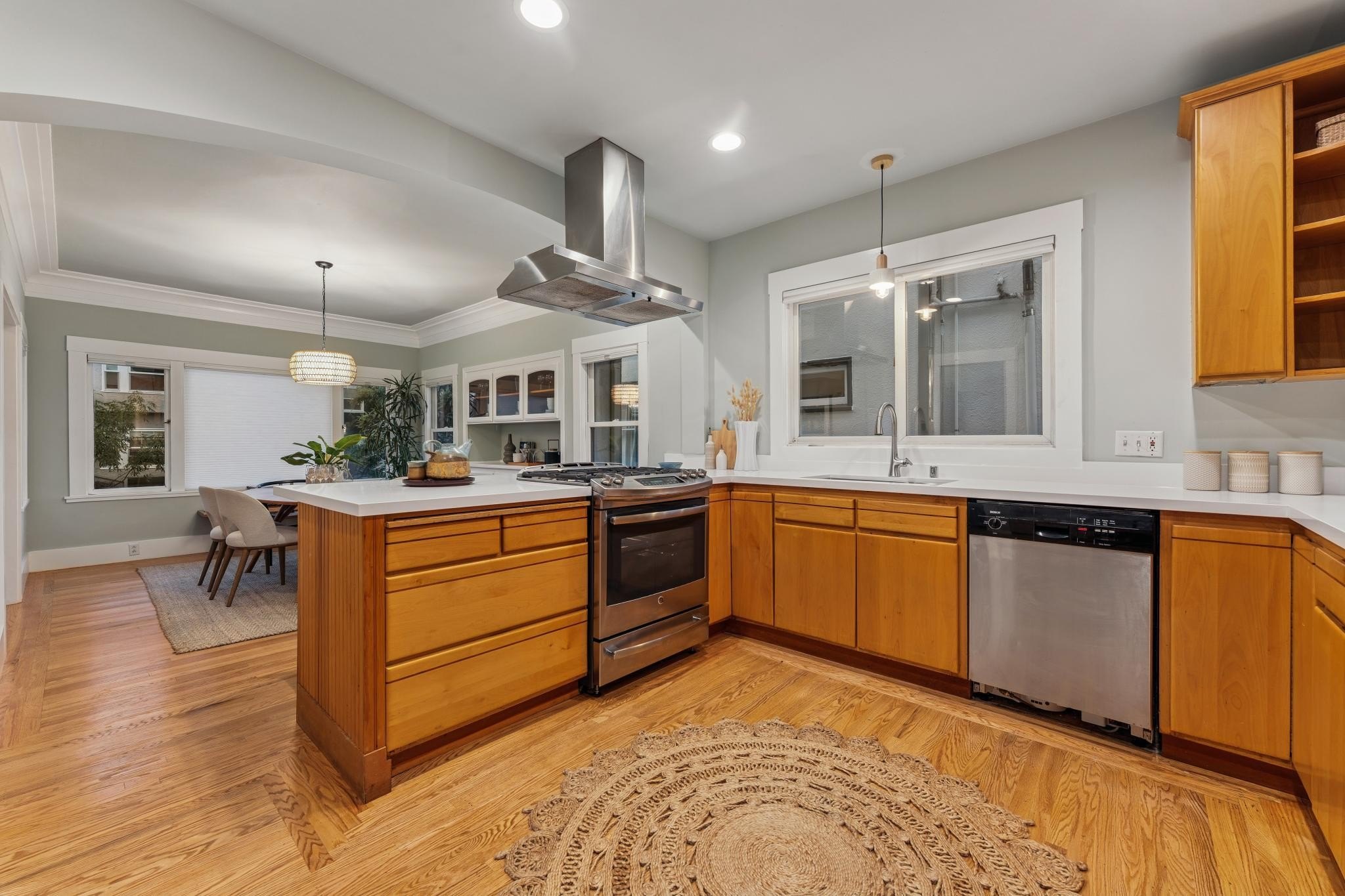 Rev. Jesse Jackson’s Allies Once Called This 1929 Zen-Inspired Berkeley Craftsman Home—Now It’s on the Market