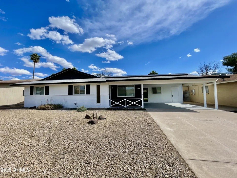 Photo of Phoenix House for sale