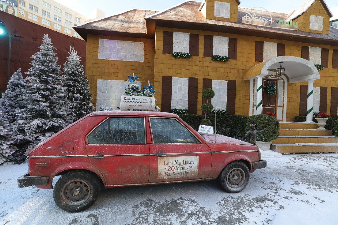 The site was set up so fans could take selfies in front of a  Little Nero's pizza delivery car, a facsimile of the one that delivered Kevin's "Lovely Cheese Pizza."