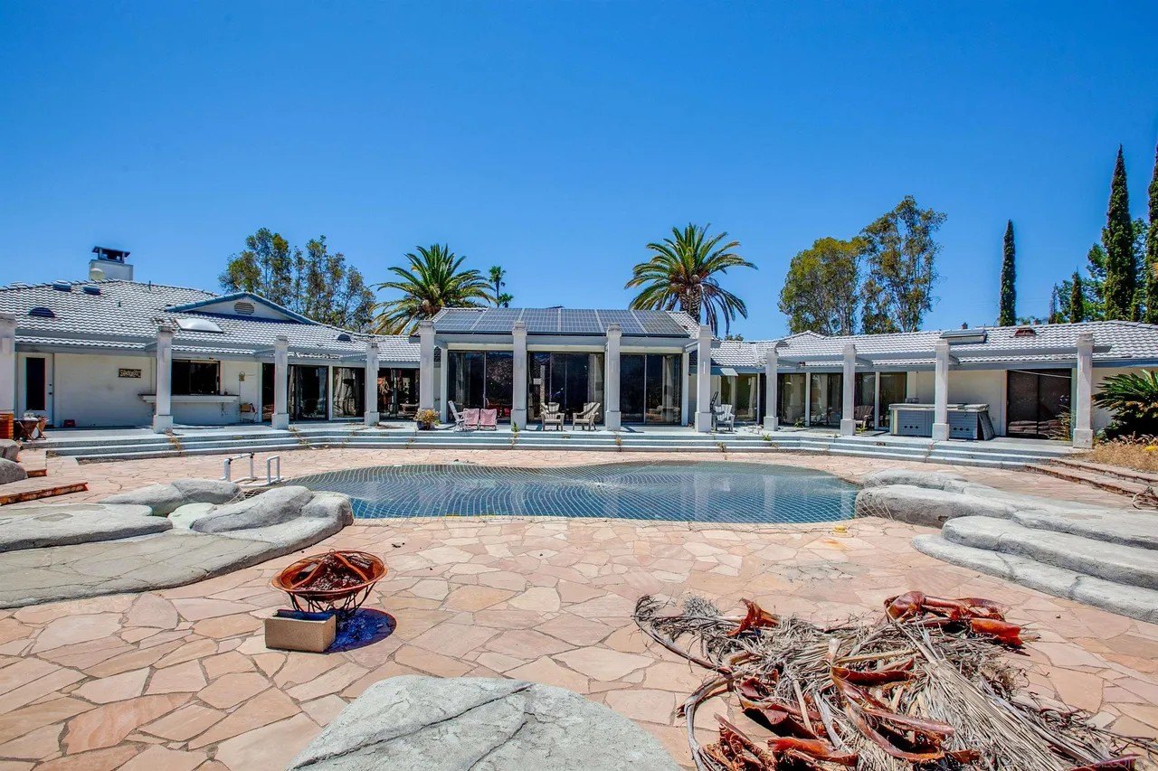 Robert O. Young's 'pH Miracle Ranch'