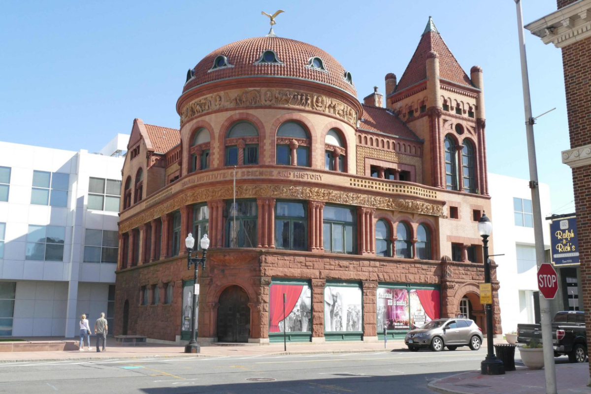 Barnum Museum